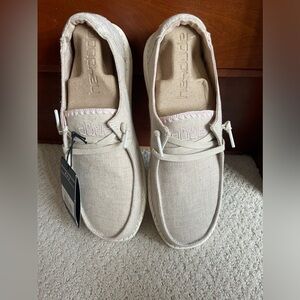 Hey Dude shoes. Dusty Inca